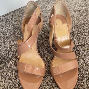 CHRISTIAN LOUBOUTIN
Patent World Copine 100 Sandals Heels 36 1/2 size 6